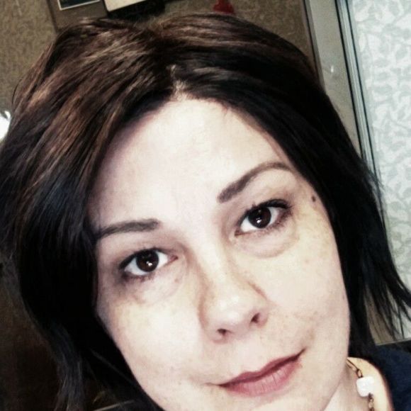 Meet your Posher, Michelle - Picture 1 of 1